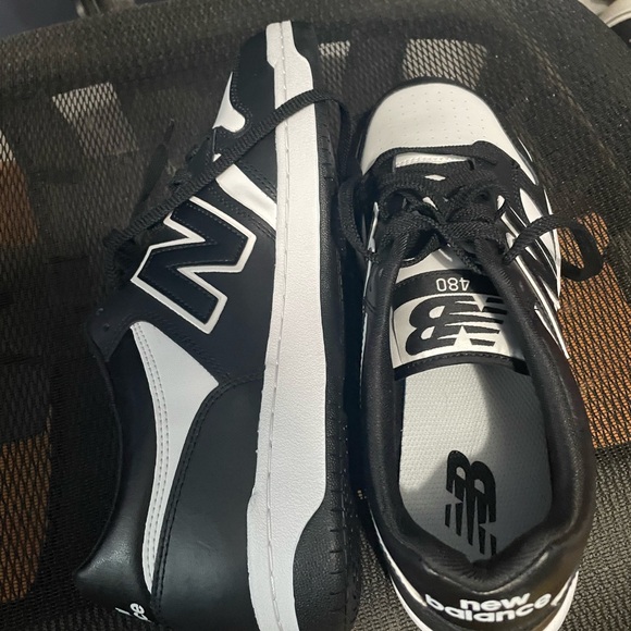 New Balance 480 Men's Black and White Sneakers - Picture 9 of 11